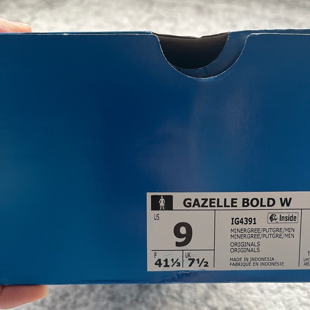 Adidas Gazelle Dark Green Sneakers - Picture 6 of 6